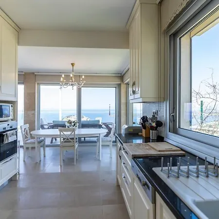 빌라 Astounding Modern With Sea View In *