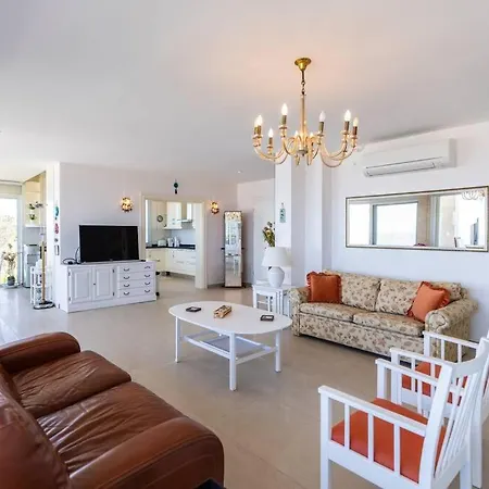 Astounding Modern With Sea View In 빌라 Bodrum
