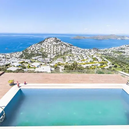 빌라 Astounding Modern With Sea View In Bodrum